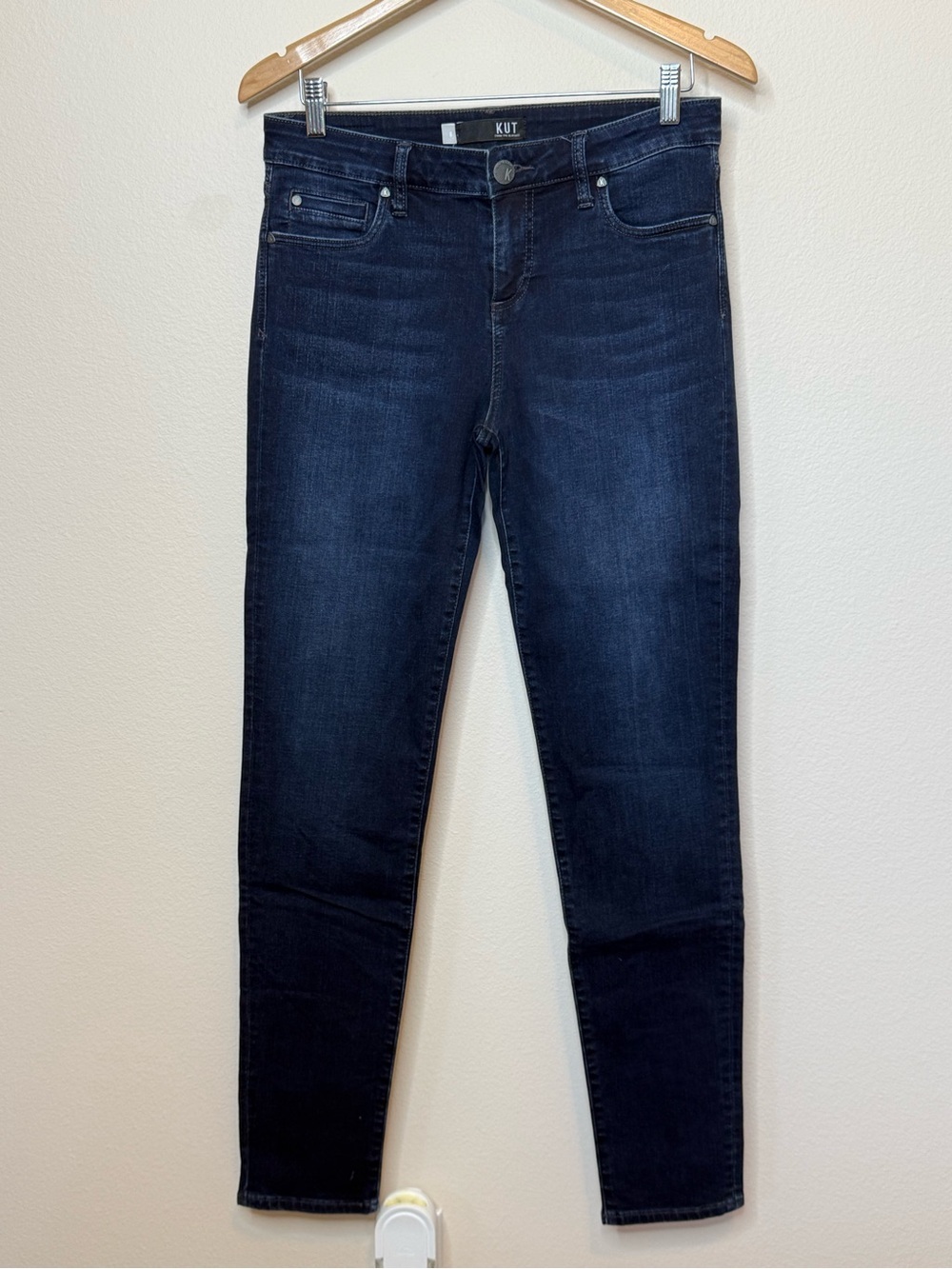 Kut from the Kloth Diana Dark Skinny Jeans size 8